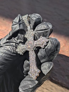Pendentif Croix en Moissanite Argent 925 avec Micro-Incrustations de Strass en Cristal, Breloque Religieuse, Bijou Unisexe Tendance - Product Image 4
