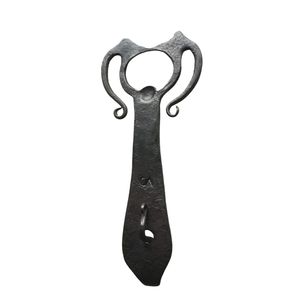 Botella de hierro forjada a mano con diseño rizado y acabado con recubrimiento en polvo para accesorios de bar, decoración de bar y abridor de botellas. - Product Image 6