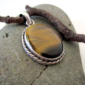Wholesale <b>Labradorite</b> Gemstone Silver String <b>Ring</b> Best Quality German Silver <b>Labradorite</b> <b>Rings</b> for Sale from Aameena Agate - Product Image 4