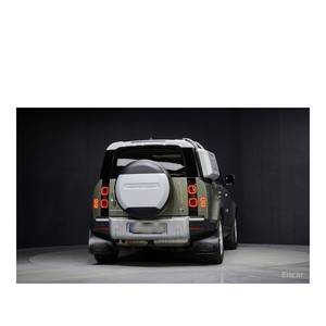 Land Rover Defender 110 D240 SE modèle décembre 2020 avec 82 159 km, boîte de vitesses automatique, direction à gauche, carburant diesel - Product Image 4