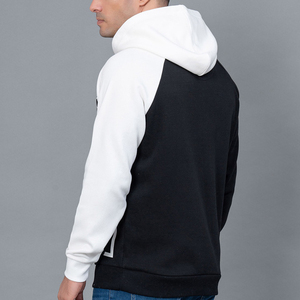 Sweat-shirt à capuche personnalisé pour homme, noir et blanc, avec imprimé graphique surdimensionné, style streetwear - Product Image 1