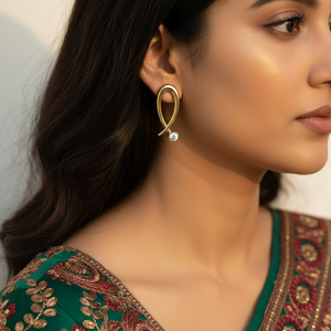 Pendientes de Oro 14k con Diamantes de Laboratorio VVS1, Diseño Minimalista Personalizado con Lazo, Fabricante de Joyería B2B, Venta al por Mayor, Par de Pendientes Infinity Drops - Product Image 2