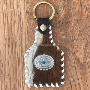 Premium Hair on Cowhide Key Fob Hecho a mano para durabilidad y estilo occidental Llavero Turquesa Concho Llaveros de cuero genuino - Product Image 3