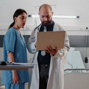 Centre de gestion du flux de travail des patients et tableau de bord de gestion de la pratique clinique de l'hôpital rénal de Sialkot - Product Image 5