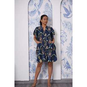 Camiseta Kaftan Love Birds para la playa con diseño único de motivos de aves - Product Image 5