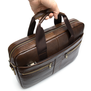 Maletín para Portátil de Cuero Genuino Personalizado con Compartimento Acolchado para Portátil y Diseño Portátil para Personalizar con la Marca - Product Image 4