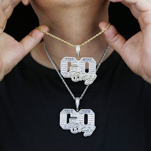 สร้อยคอจี้ตัวอักษร GO Crazy ประดับเพชรคิวบิกเซอร์โคเนีย 5A มอยส์ซาไนต์ แบบฮิปฮอปสำหรับผู้ชาย - Product Image 5