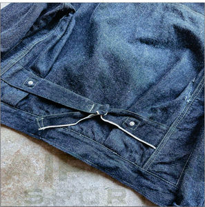 เสื้อแจ็คเก็ตยีนส์สีน้ำเงินเข้มสำหรับผู้หญิง ปกคอพับ ติดกระดุมแถวเดียว ทรงปกติ สวมใส่สบาย  แบบมีฮีตเตอร์ เป็นมิตรกับสิ่งแวดล้อม เหมาะสำหรับฤดูหนาว - Product Image 3