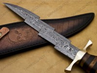 Couteau de chasse à dépecer DIY OEM en acier inoxydable Damas avec manche en résine et acier Damas, bord dentelé fixe, haute durabilité