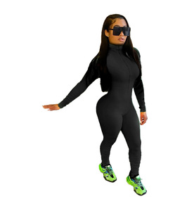 Mono de punto negro para mujer, de cintura alta, ajustado, con cuello alto, manga larga y cremallera frontal, estilo urbano. - Product Image 1
