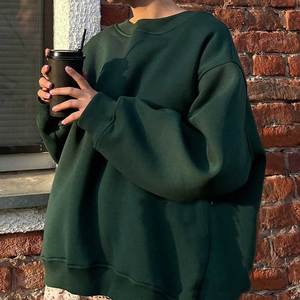 Sweat-shirt à manches longues en tricot OEM de qualité supérieure, confortable et décontracté, avec logo personnalisé sur le devant, col montant, pour femmes - Product Image 4