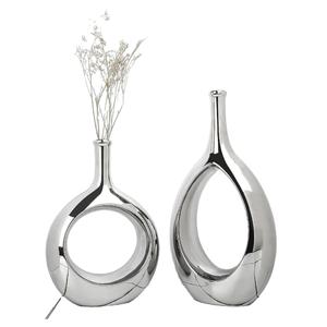 Vase à fleurs en métal au design admirable, finition argentée, forme idéale pour la décoration de la maison, des mariages et des fêtes, vases à fleurs métalliques - Product Image 1