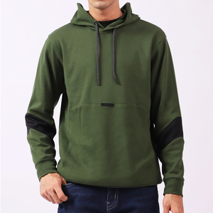 เสื้อฮู้ดผู้ชายสีเขียวมะกอก ทรงปกติ ผ้าฟลีซ สีพื้น สวมใส่สบาย มีกระเป๋าและแถบสีดำที่แขนเสื้อ - Product Image 3