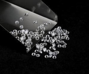 Diamantes de laboratorio de corte brillante redondo de 2.0 - 2.4 mm, diamantes de laboratorio para joyería, color E - F, claridad VVS - VS, diamantes brillantes. - Product Image 3