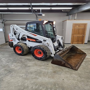 Chargeuse compacte sur pneus Bobcat S650 de bonne qualité, moteur diesel, hydraulique auxiliaire, engin de construction - Product Image 3