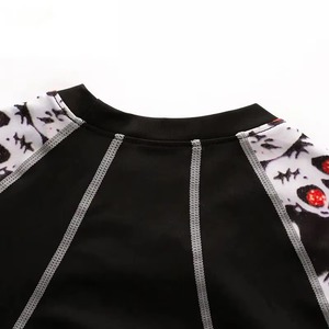 เสื้อผ้าออกกำลังกายผู้ชายแบบแห้งเร็ว แขนยาว คอกลม รัดรูป ออกแบบได้ตามต้องการ เสื้อรัดรูปสำหรับเล่นกีฬา เสื้อผ้าออกกำลังกายแบบแห้งเร็ว - Product Image 3