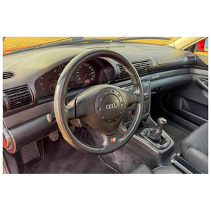 Audi A4 1.8T Quattro Sedán de 1996 - Product Image 2