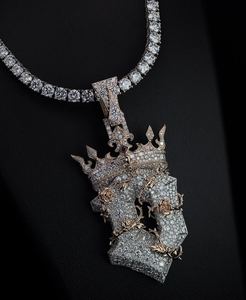 Pendentif Moissanite entièrement serti style Hip Hop, design 3D, plaqué or 18 carats, taille brillant, sertissage griffe, argent sterling 925, unisexe - Product Image 1