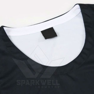 Uniforme de basket-ball pour hommes de haute qualité, comprenant un short en jersey respirant, léger et durable, idéal pour les jeunes - Product Image 5