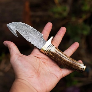 Couteau de chasse artisanal en acier Damas A&M ENTERPRISES, manche en bois de cerf, qualité industrielle, couteau utilitaire de survie professionnel, couteau à dépecer. - Product Image 5