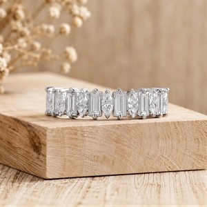 Bague de mariage en or massif 10K 14K 18K avec diamants de laboratoire taille baguette et taille marquise certifiés IGI, couleur DEF, clarté VS VVS - Product Image 5