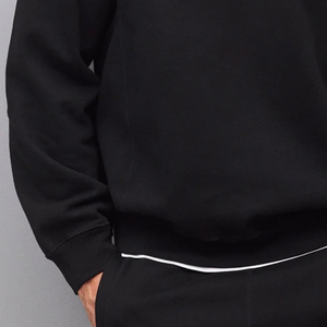 Sudadera para Hombre que Ofrece Calor Equilibrado para Condiciones Frías, Material de Alta Calidad con Mangas Largas, Servicio OEM para Compradores al por Mayor - Product Image 3
