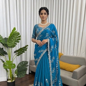 Sari de seda Fendi de diseño azul real con cuentas pesadas y bordados de lentejuelas para bodas y fiestas de Royal Export - Product Image 2