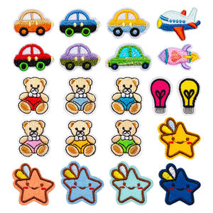 Patch brodé personnalisé en gros avec logo, badge auto-agrippant Velcro, patch 3D gonflé thermocollant pour vêtements - Product Image 5