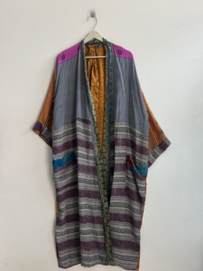 Kimono boho de seda sari, ropa de estar vintage india, bata de crepé, vestido largo estilo boho - Product Image 6