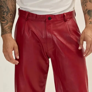 Shorts Bermuda Formels Rouges pour Hommes en Cuir Véritable à 100 % avec Fermeture Boutonnée, Taille Mi-Haute, Respirants, Logo Avant, Couleur Unie, Poches - Product Image 5
