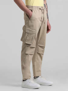 Pantalon cargo pour hommes, taille élastique, cordon de serrage, couleur unie, coupe ample avec poches, toutes saisons, vêtements décontractés pour l'extérieur - Product Image 4