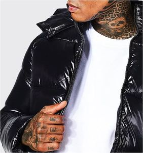 Blouson matelassé noir en PU pour homme, col montant, fermeture éclair, coupe-vent, rembourrage épais, décontracté, pour l'hiver 2027 - Product Image 1