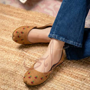 Chaussures Khussa pour femmes de haute qualité, marque privée, semelle extérieure en cuir antidérapante, dessus en jute, design tendance, en stock - Product Image 6