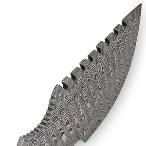 Couteau Tracker en Acier Damas Personnalisé, Lame Serrée, Lame Fixe, Outil de Survie pour le Camping et la Chasse - Product Image 5