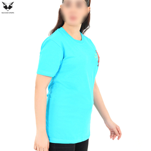 เสื้อยืดผู้หญิงสีทึบสไตล์มินิมอลเสื้อยืดผู้หญิงสีทึบสีตัดกันออกแบบใหม่ล่าสุดสีตัดกันตามสั่งเสื้อยืดสไตล์ไม่เหมือนใคร - Product Image 3