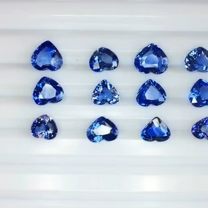 Zafiros azules naturales talla corazón, 17.52 quilates, calidad AAA, con un brillo excelente y un bonito color, corte y pulido perfectos. - Product Image 2