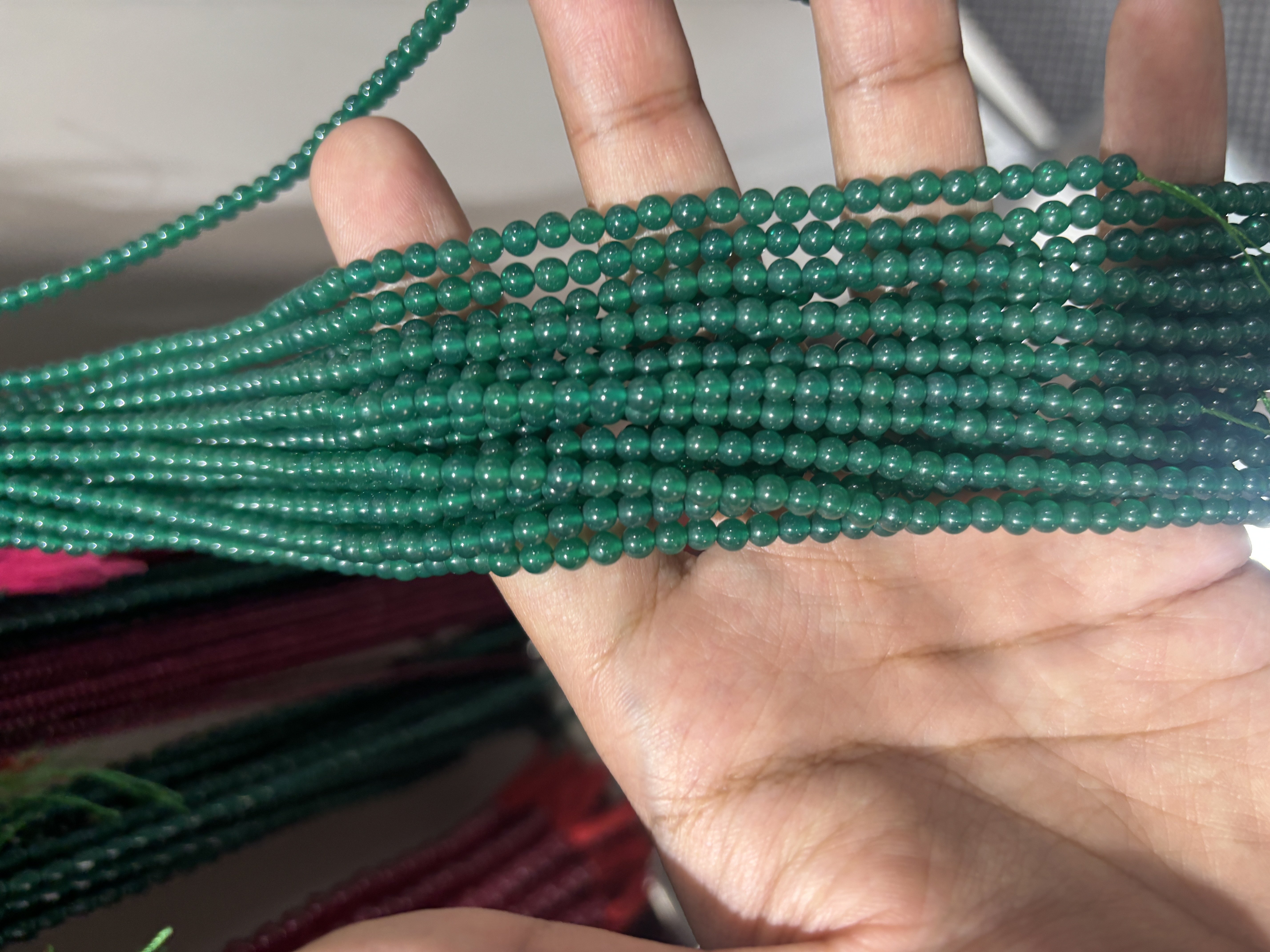 เขียวอมฟ้า