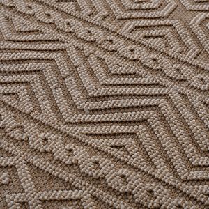 Juego de alfombras geométricas para interiores y exteriores de la colección LOOM and LUXE, 5X7, color moca - Product Image 4