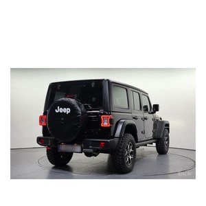 Jeep Wrangler 2.0 Rubicon 2022/10, 4 Puertas, 9,617 km, Automático, con Volante a la Izquierda, Asientos de Tela y Cámara Trasera - Product Image 2