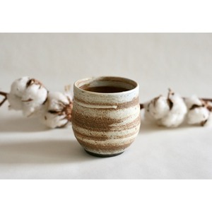 Mug en céramique artisanal de haute qualité, style Wabi-Sabi rayé mat, pour usage domestique - Product Image 2