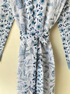 Bata Kimono de Algodón Suave con Estampado de Dibujos Animados para Mujer, Camisón de Verano Hecho a Mano ODM con Cuello en V y Cintura Elástica de Longitud Completa - Product Image 2