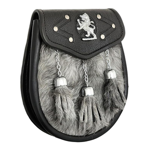 Sporran écossais à nœud celtique en cuir noir avec trois chaînes et pompon en fourrure pour kilt et tenue des Highlands - Product Image 3