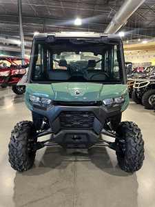 Can-Am Defender Max DPS Cab HD10 2026 - Product Image 4