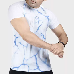 เสื้อยืดผู้ชายลายกราฟิกนามธรรม พิมพ์ลายแบบซับลิเมชั่น แขนสั้น คอกลม ทรงปกติ ผ้าถัก 100% สไตล์สตรีทแวร์ - Product Image 5
