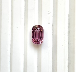 Pierre de spinelle de Birmanie naturelle de 3,40 carats, taille coussin, pour bijoux fins, pierre précieuse naturelle de qualité supérieure - Product Image 3
