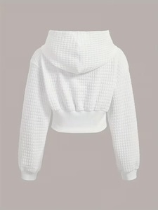 Haut court à capuche personnalisé pour femme, pull décontracté respirant avec laçage frontal, couleur unie, idéal pour l'automne - Product Image 2