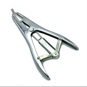 Pince applicatrice d'anneaux vétérinaires robuste avec mâchoires de précision et poignée ergonomique en acier inoxydable - Product Image 3