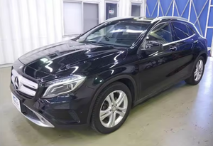 รถเอสยูวี GLA-class ใหม่ ปี 2021 นำเข้าจากเนเธอร์แลนด์ เกียร์อัตโนมัติ พวงมาลัยซ้าย ภายในสีเข้ม เครื่องยนต์เทอร์โบ ขับเคลื่อนล้อหน้า เบาะหนัง - Product Image 5