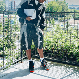 Ensemble de survêtement pour homme personnalisé, veste coupe-vent en polyester avec fermeture éclair et short de jogging, survêtement sportif léger en nylon patchwork - Product Image 4