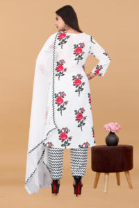 ชุดคุर्ตาสีขาวพิมพ์ลายวิเศษ คอวี สำหรับสุภาพสตรี ขายส่ง ยี่ห้อคิรัน เน็กซัส เสื้อผ้ารักษ์โลก - Product Image 3